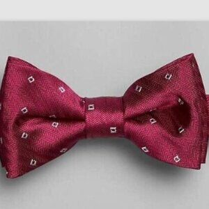 Jos. A. Bank Square Open Geo Pre-Tied Bow Tie. Color: Fuchsia